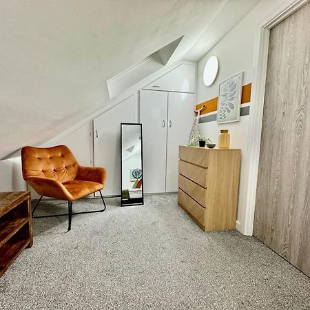 Stylish One Bedroom & A Sofa Bed Cardiff Dış mekan fotoğraf